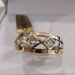anello oro giallo e brillanti