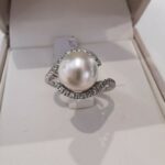 anello perla e brillanti