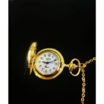 orologio dorato a ciondolo