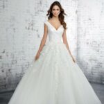 Abito da Sposa Modello Gardenia - Collezione MGNY by Madeline Gardner