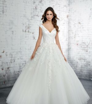 Abito da Sposa Modello Gardenia - Collezione MGNY by Madeline Gardner